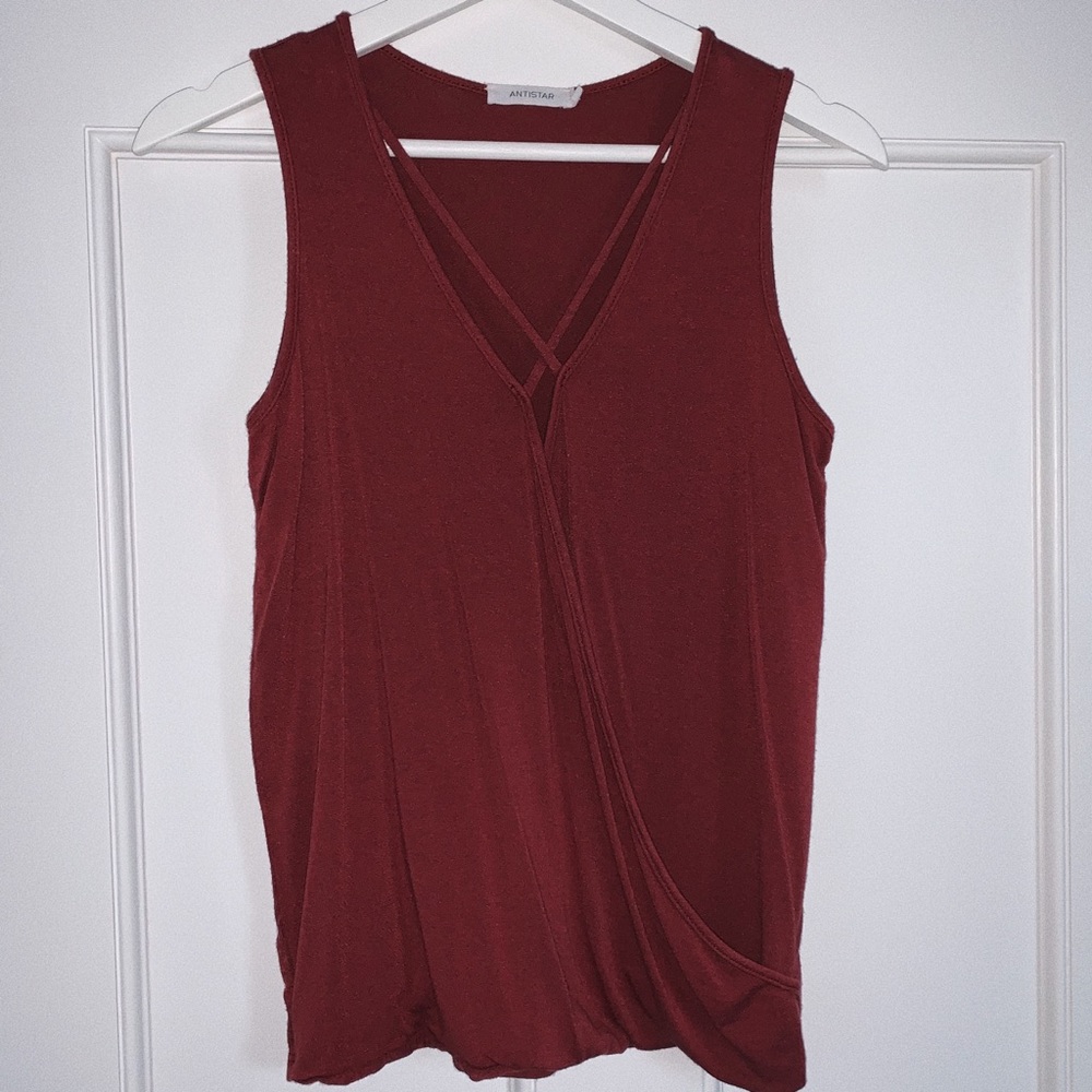Maroon Tank - Picture 2 of 3